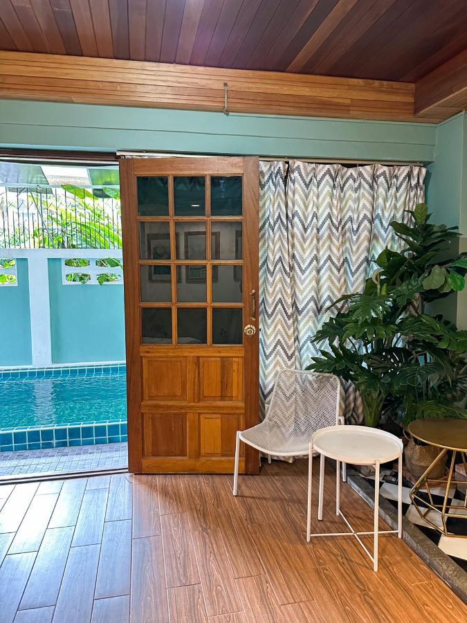 Отель T-House Bkk 2Floors Near Bts With Swimming Pool And Free Wifi Бангкок Экстерьер фото